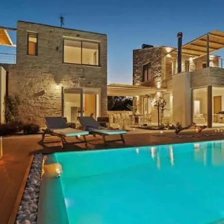 The Vista Collection-annassa And *